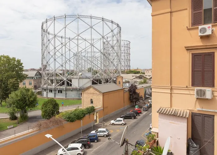 Like At Home Piramide